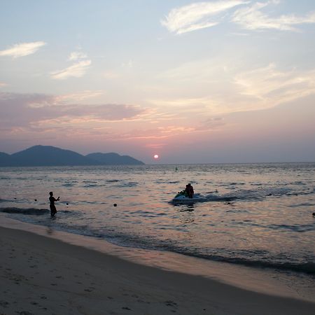 Lone Pine, Penang, A Tribute Portfolio Resort Batu Ferringhi Exterior foto